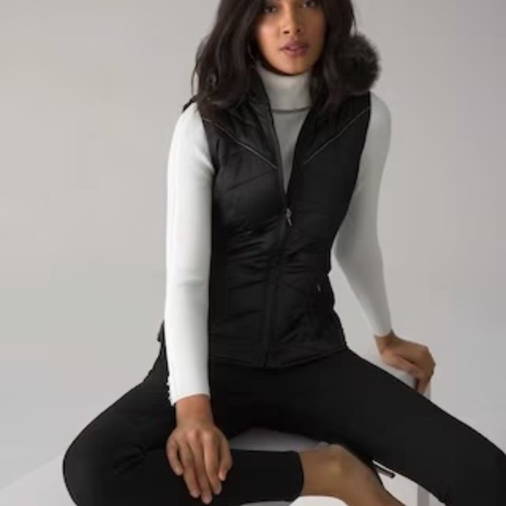 LIKE NEW White House Black Market Weekend Hooded Puffer Vest, S